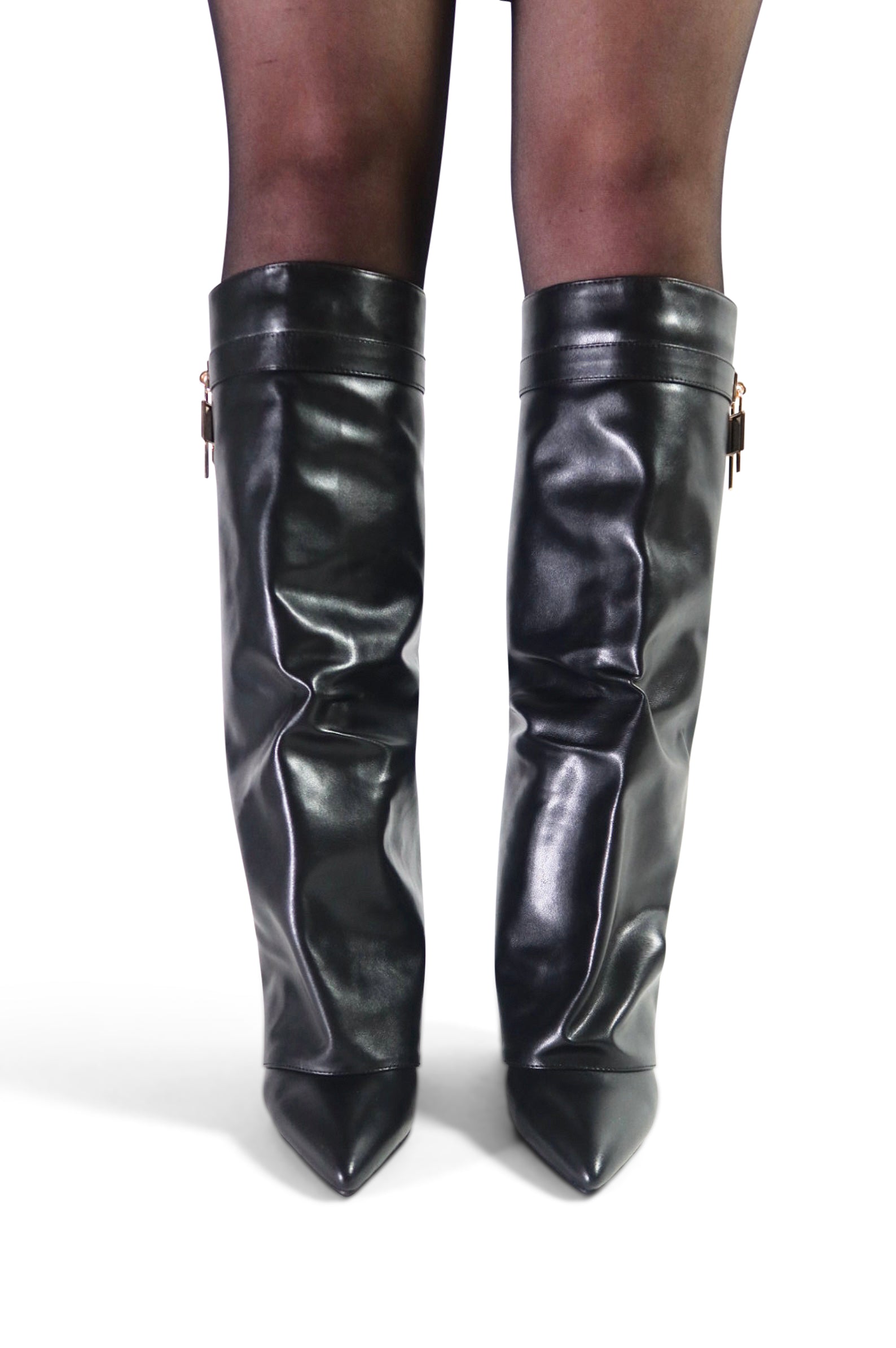 Kyla - Black boot with lapel