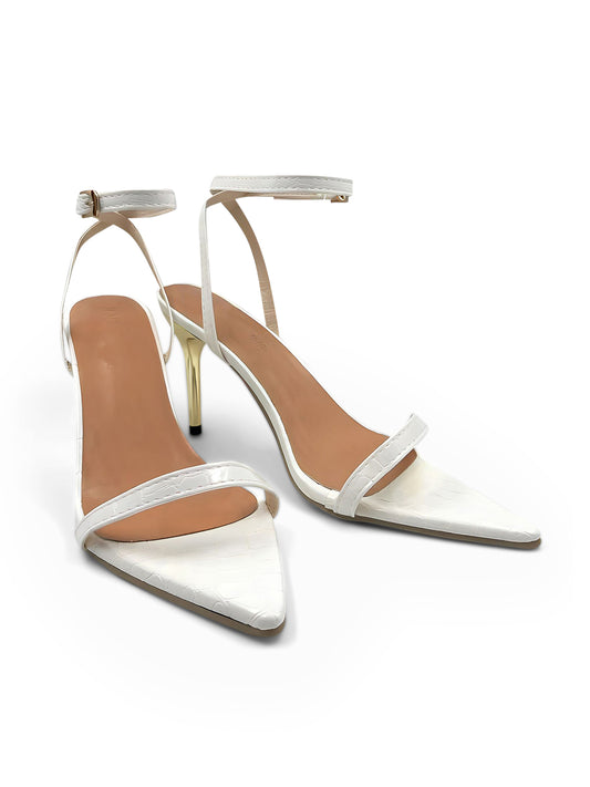 Kourtney - White pumps with golden stiletto heel